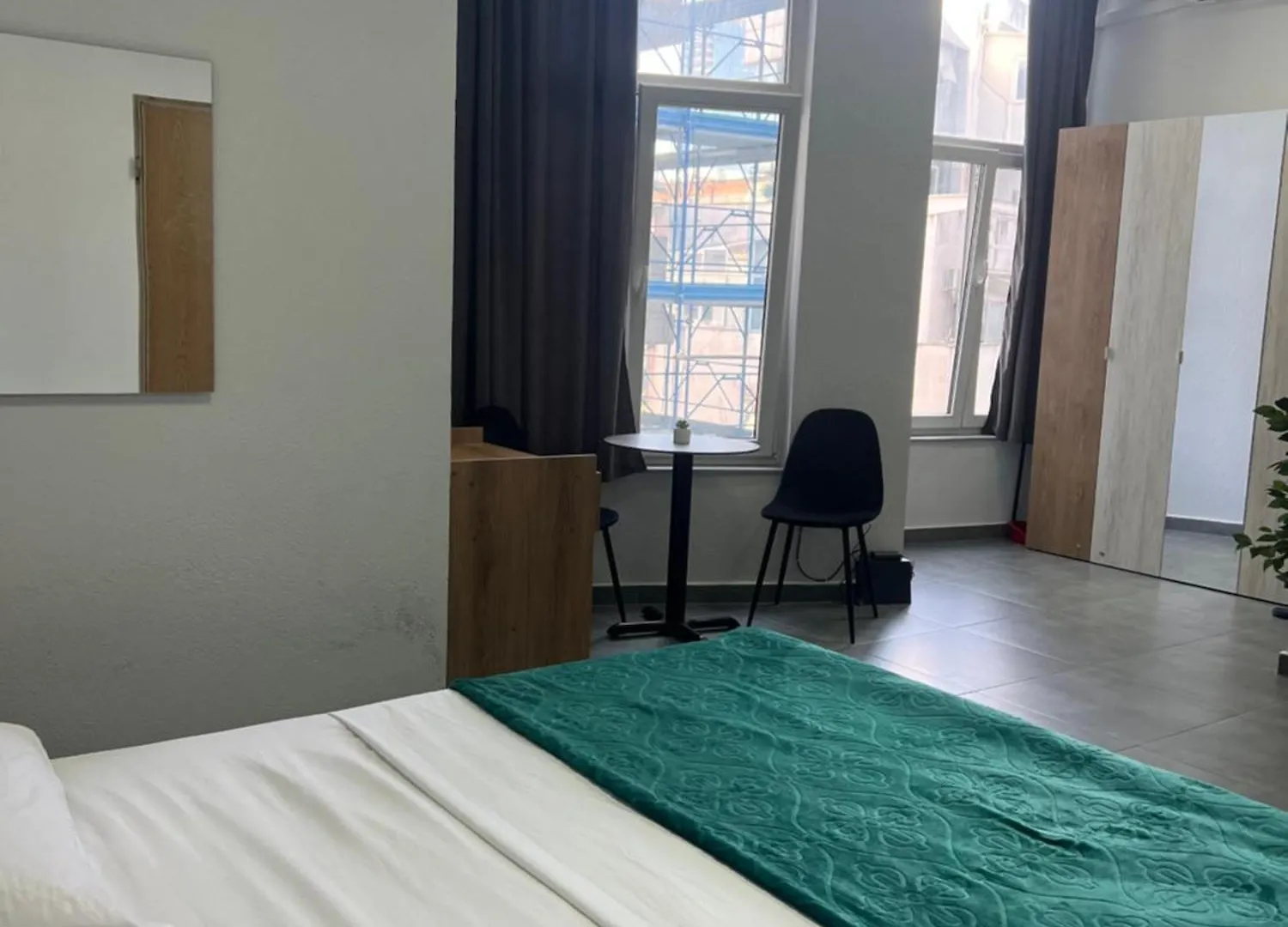 Tirana Room 83 Albania